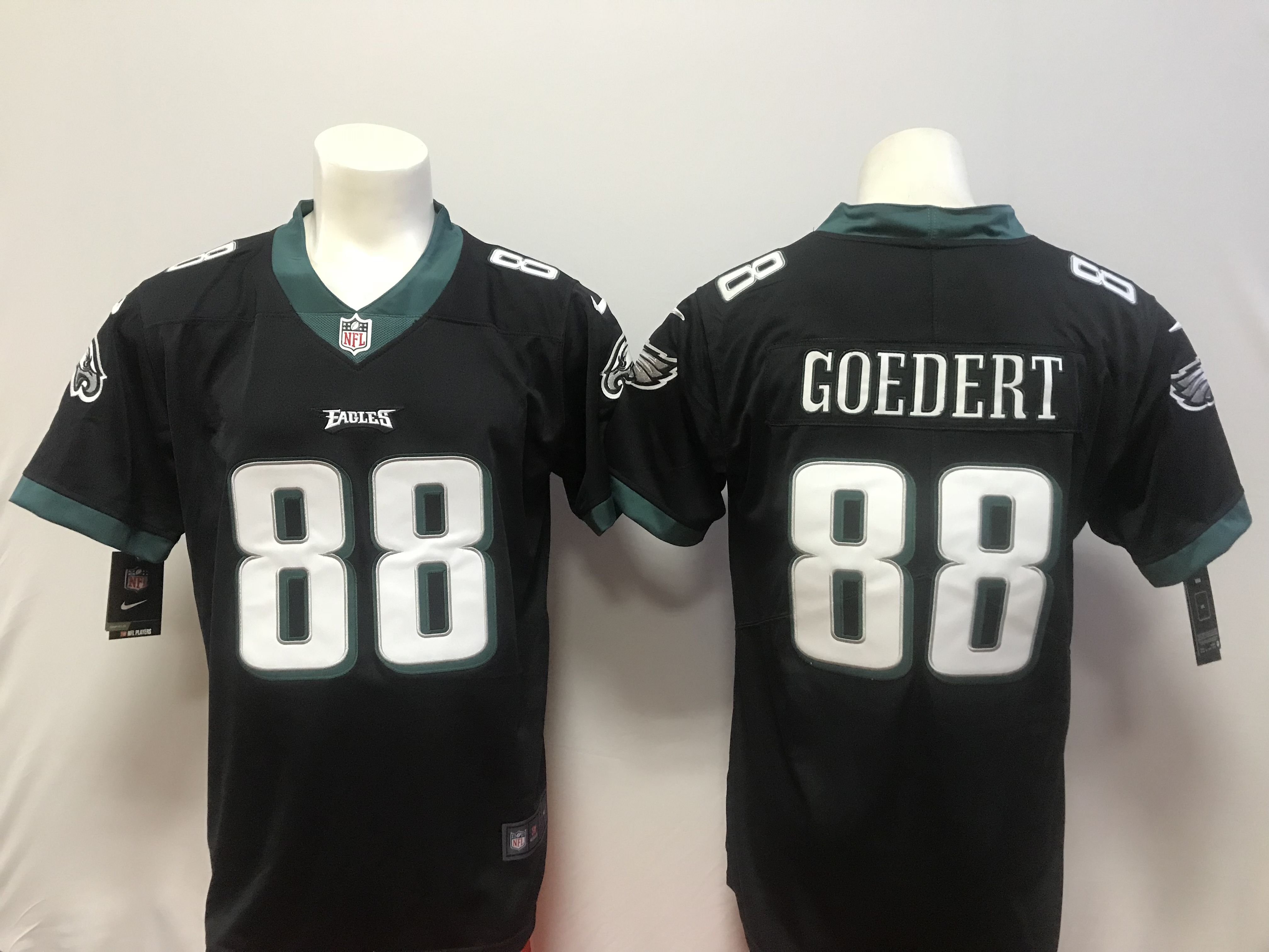Men Philadelphia Eagles 88 Goedert Black Vapor Untouchable Player Nike Limited NFL Jerseys
